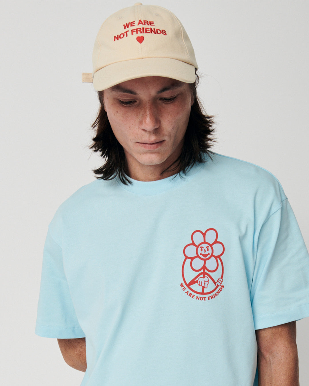 WE ARE NOT FRIENDS - BLOD LOVE HAT