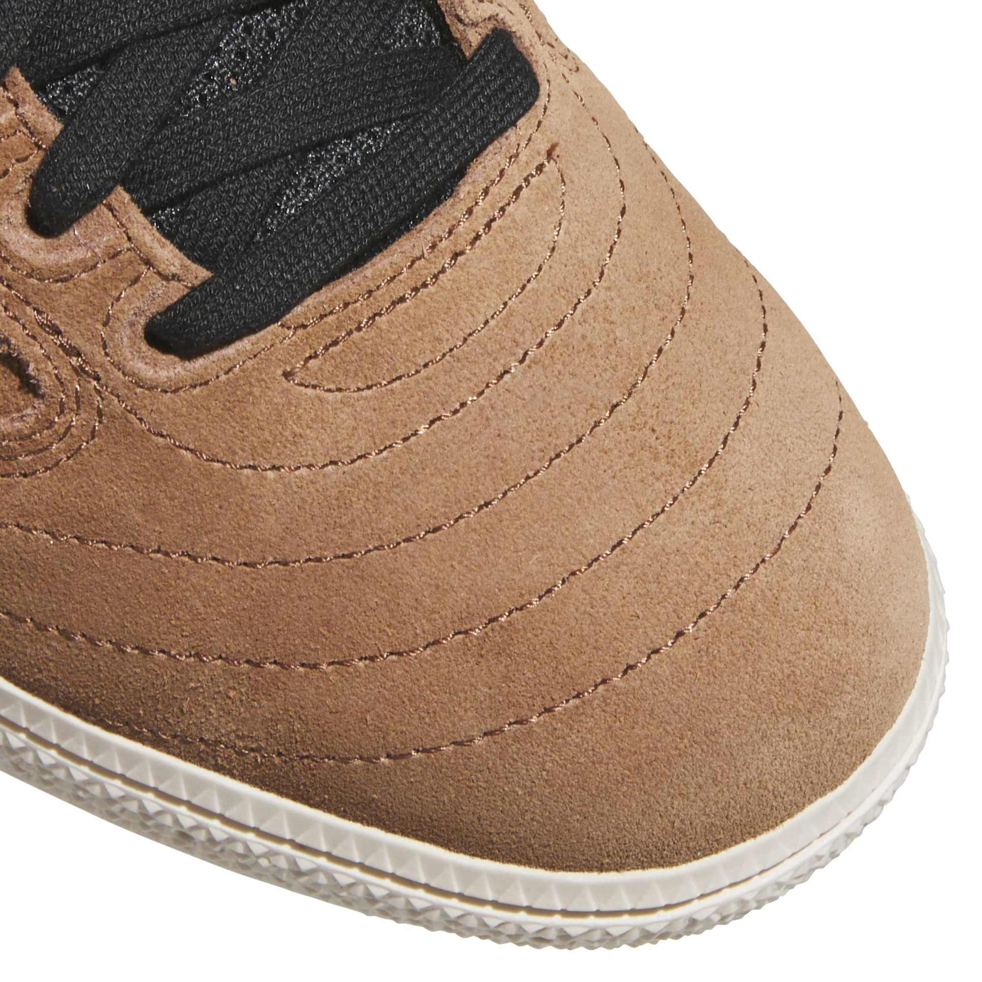 ADIDAS - BUSENTIZ - Brown/CoreBlack/Chalk White