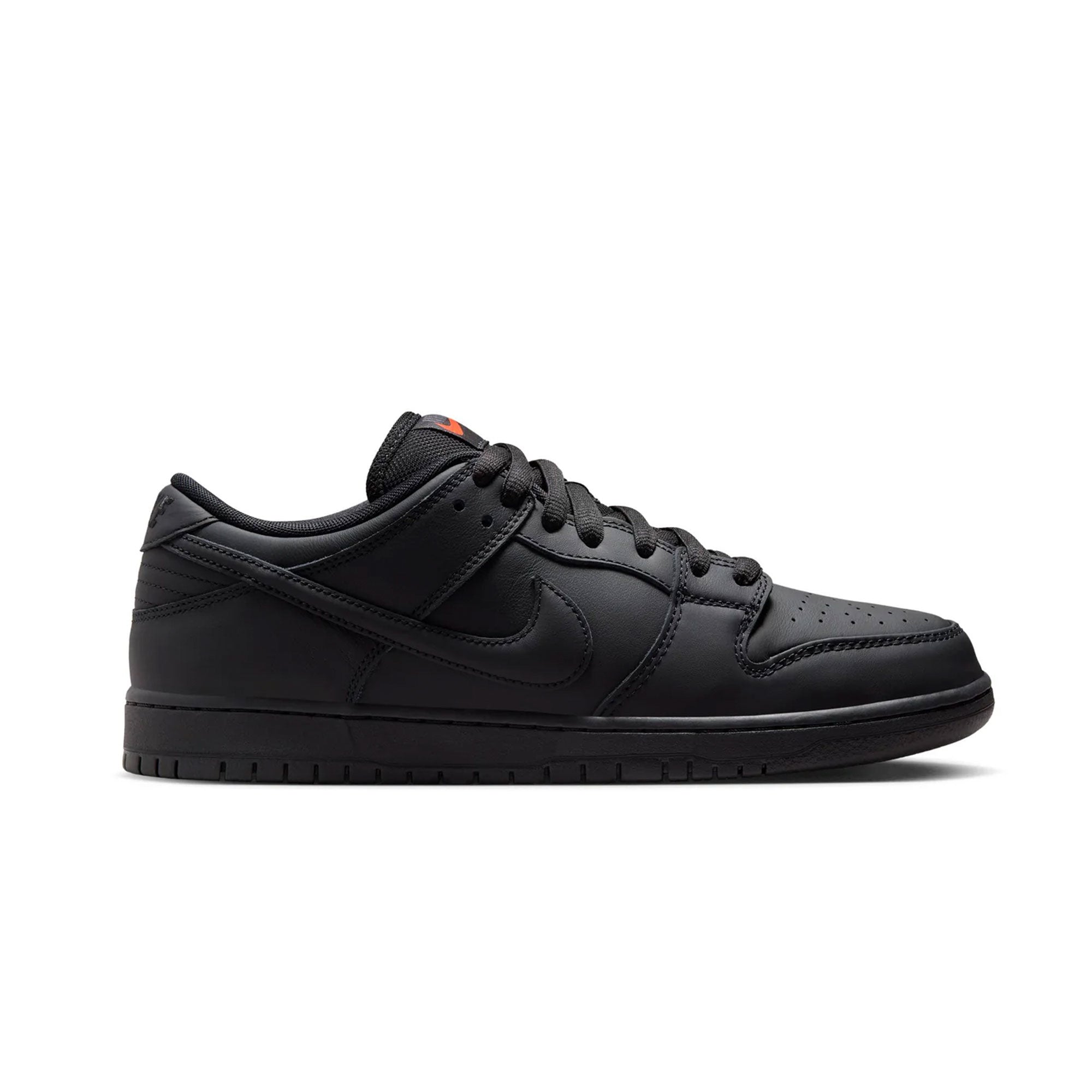 Laplaza-Skate-Shop-DUNK-LOW-ISO-NEGRA-01