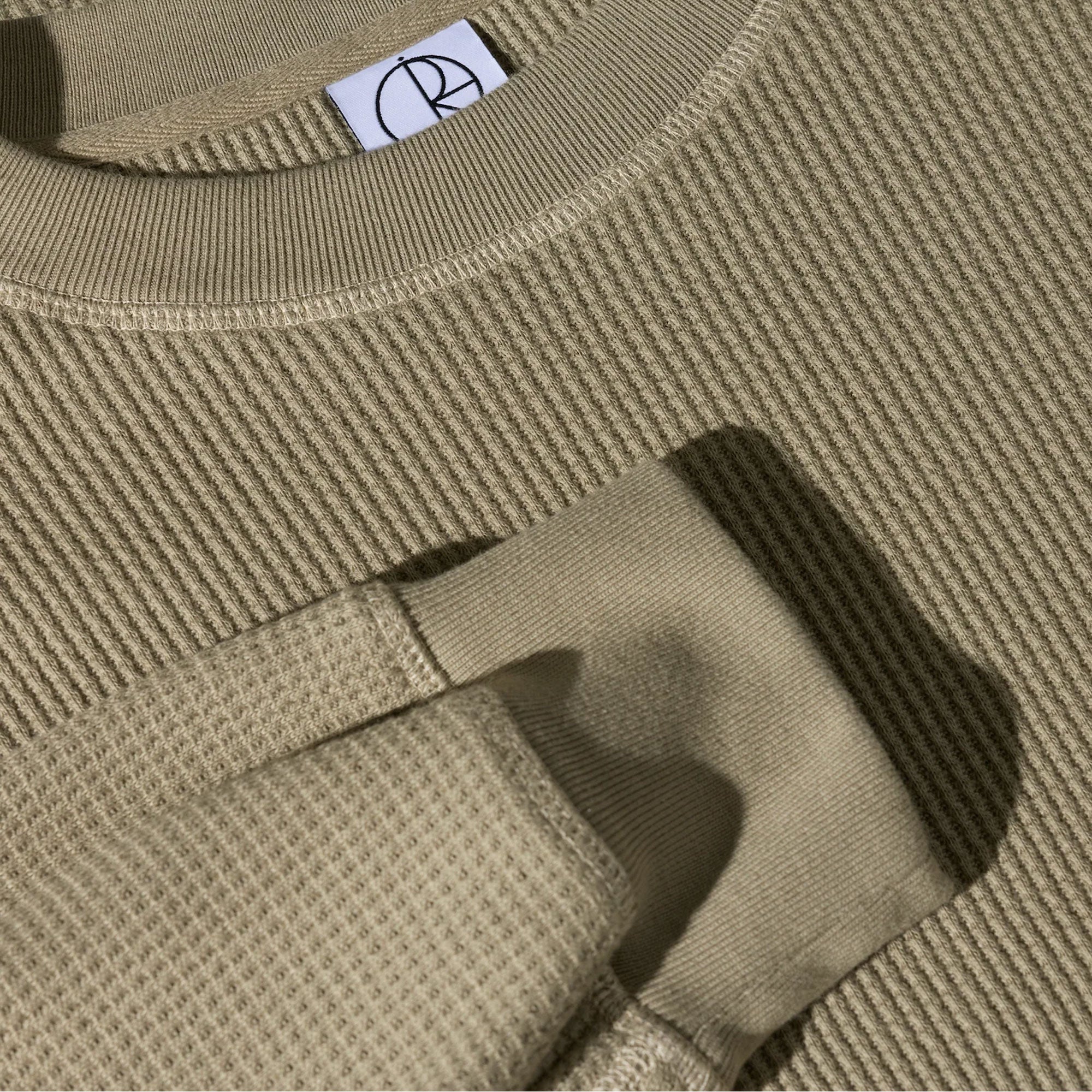 POLAR - DYLAN LS TEE - KHAKI GREEN/TAUPE