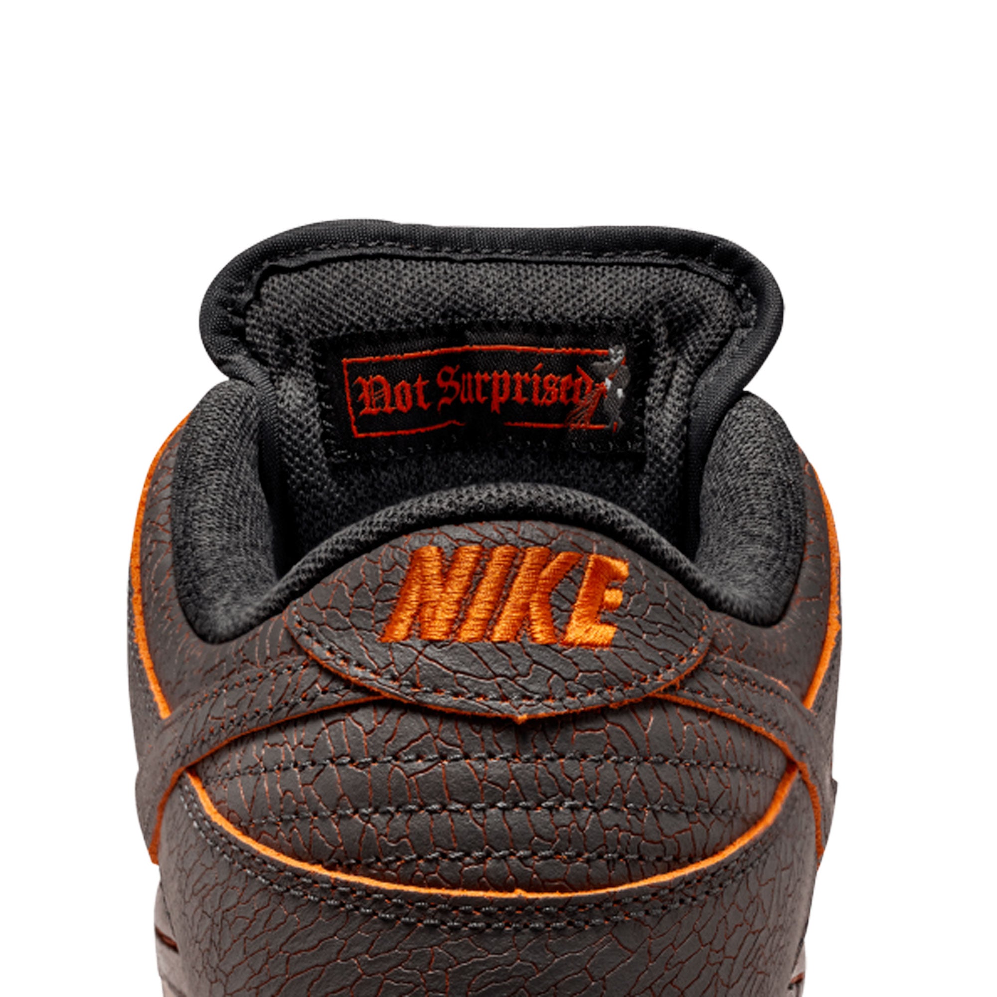NIKE SB - DUNK LOW PRO PRM - "Krampus"