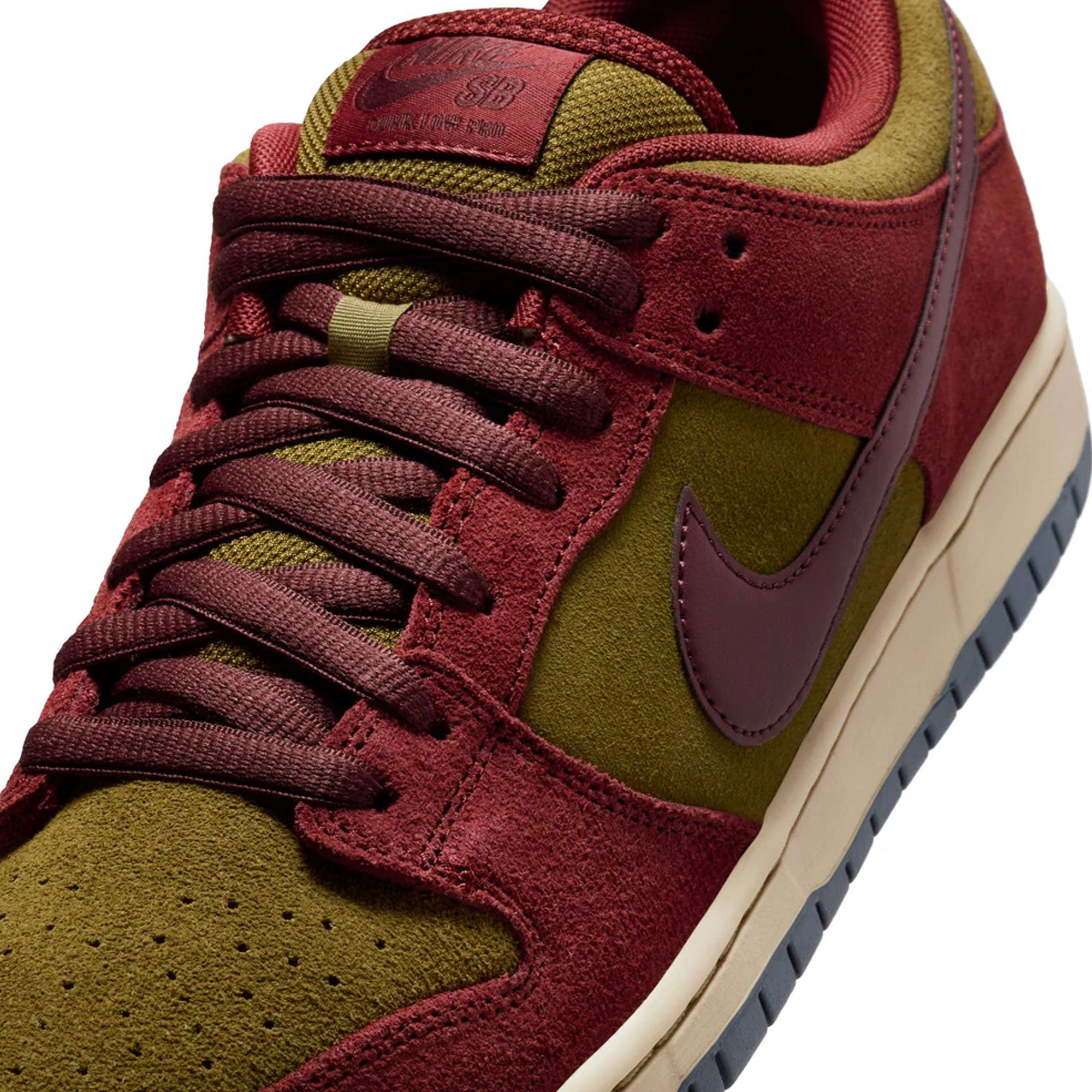 NIKE SB - DUNK LOW PRO - DARK TEAM RED