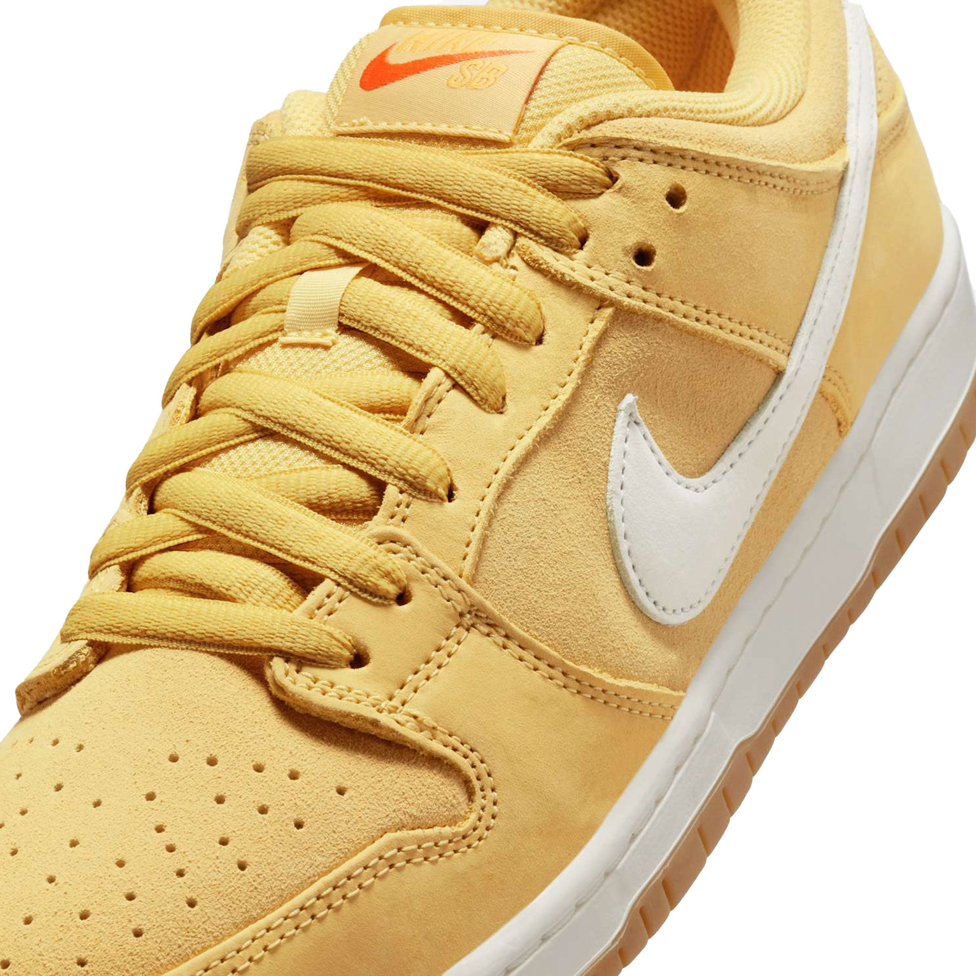 NIKE SB - Dunk Low ¨Saturn Gold¨