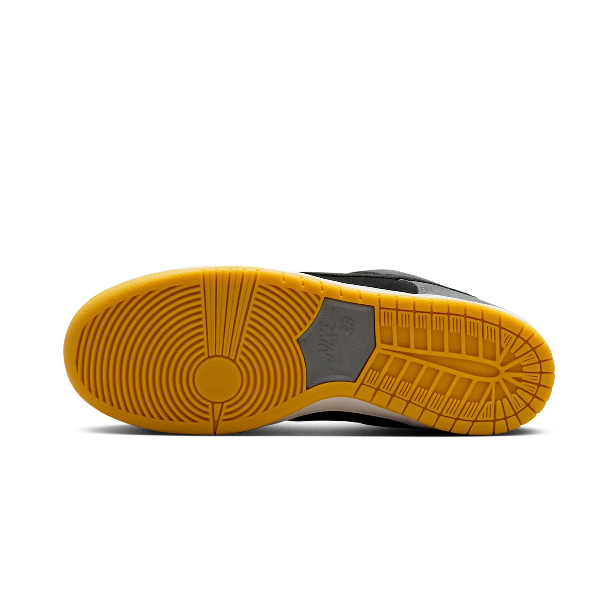 NIKE SB - Dunk Low Pro - Black and Smoke Grey