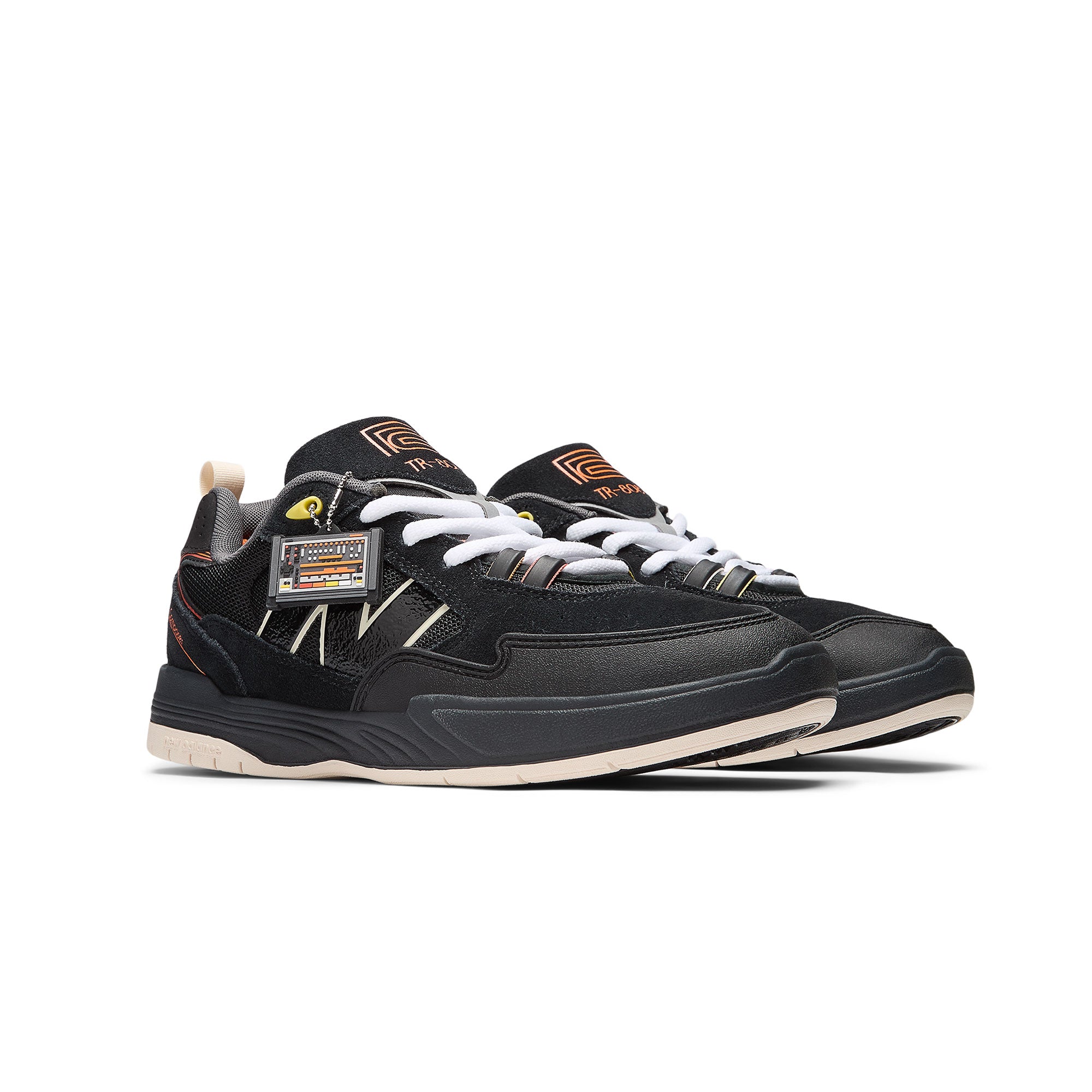 NEW BALANCE - TR808 TIAGO LEMOS X ROLAND