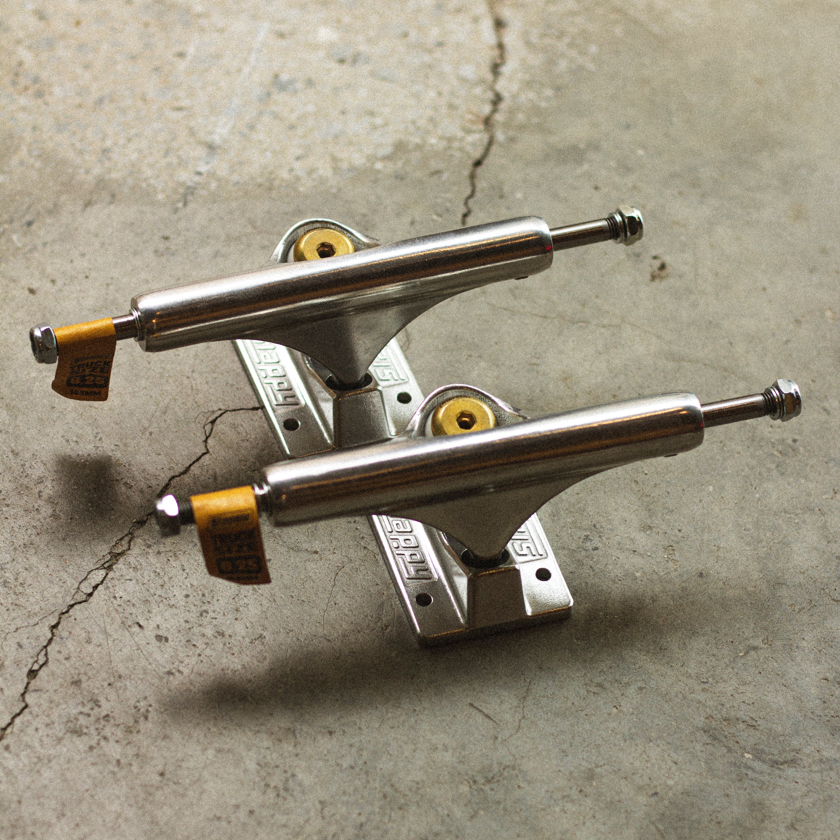 SLAPPY  TRUCKS - ULTRA LOW POLISHED 8.25¨