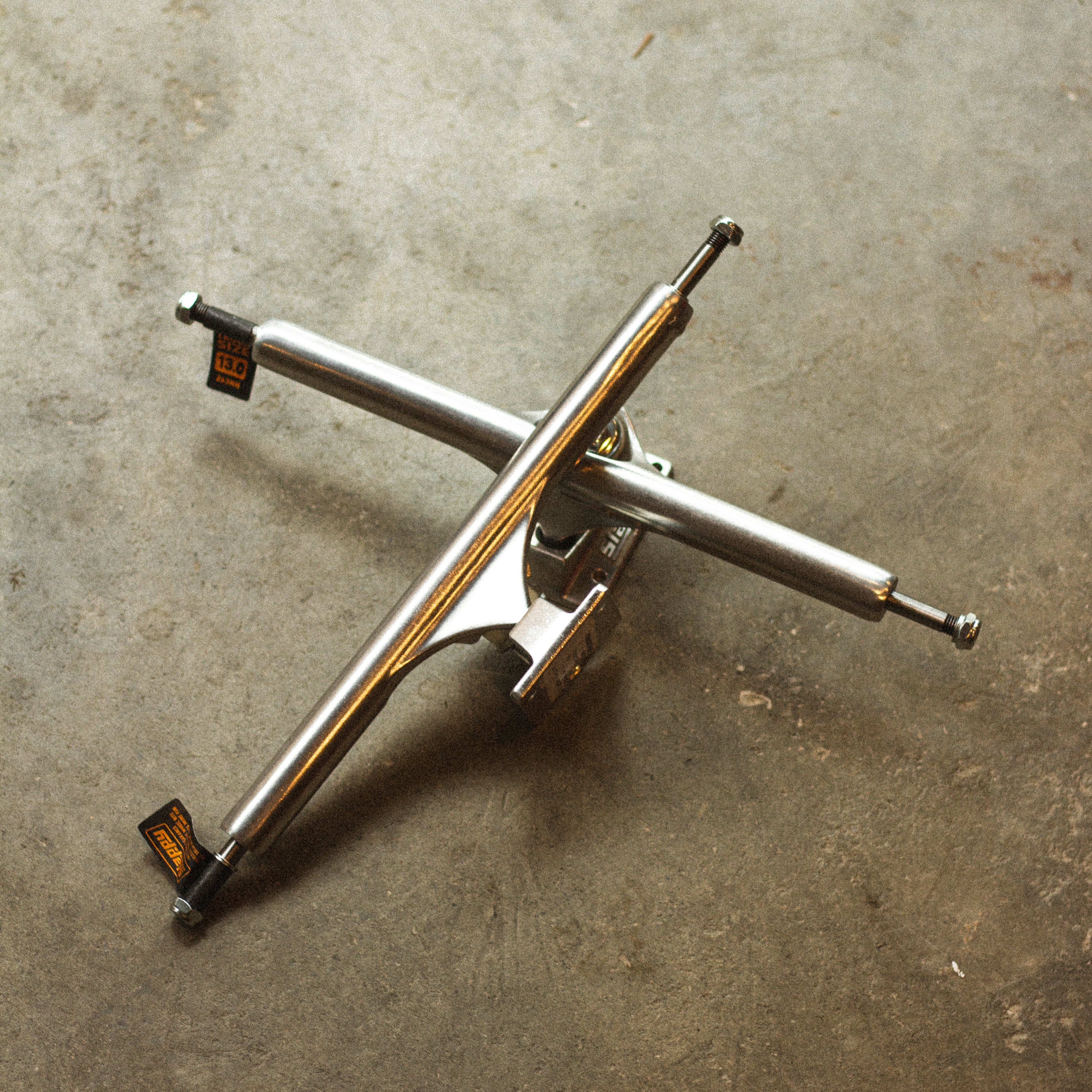 SLAPPY  TRUCKS - ULTRA LOW POLISHED 13.00¨