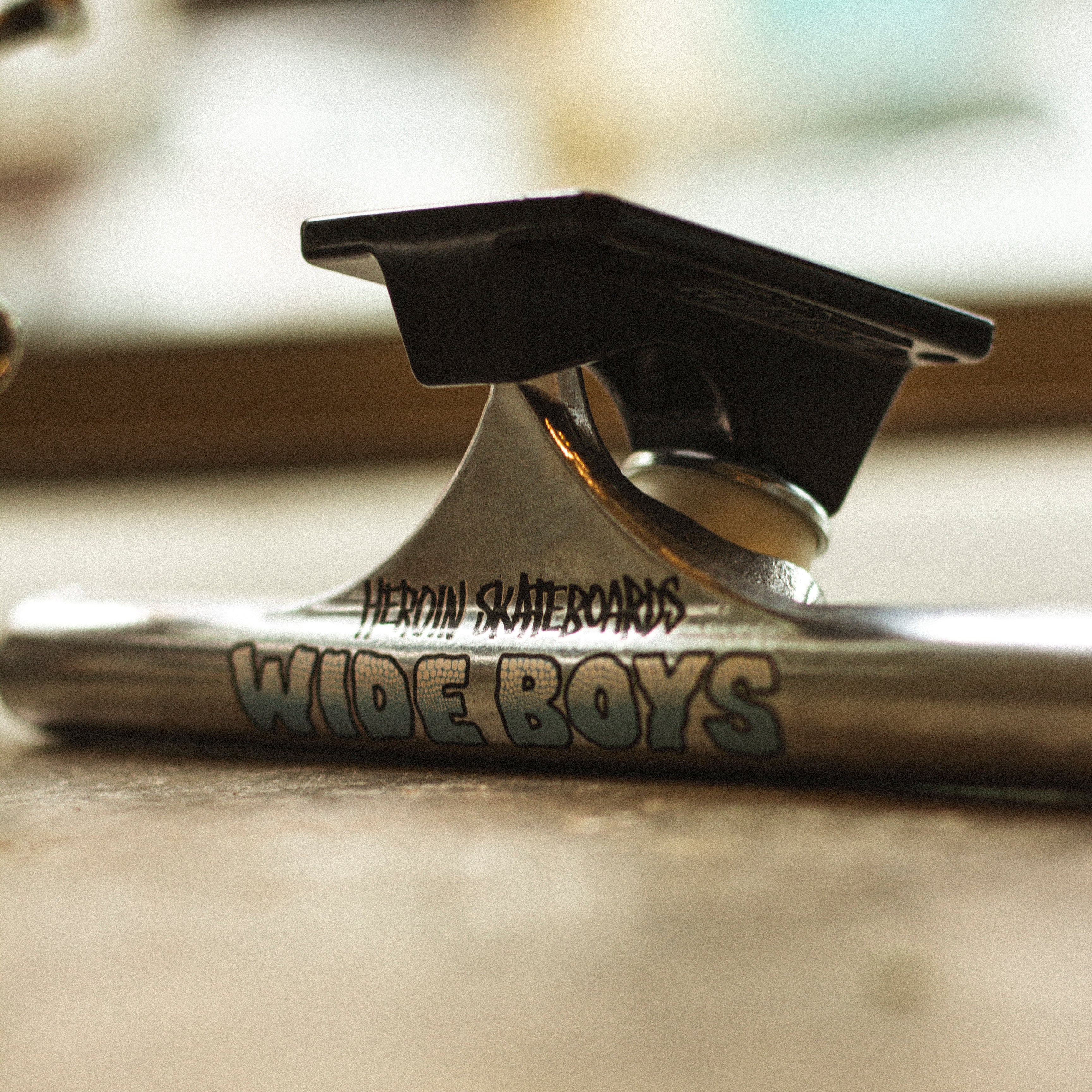 SLAPPY  TRUCKS - ULTRA LOW POLISHED 11.00¨