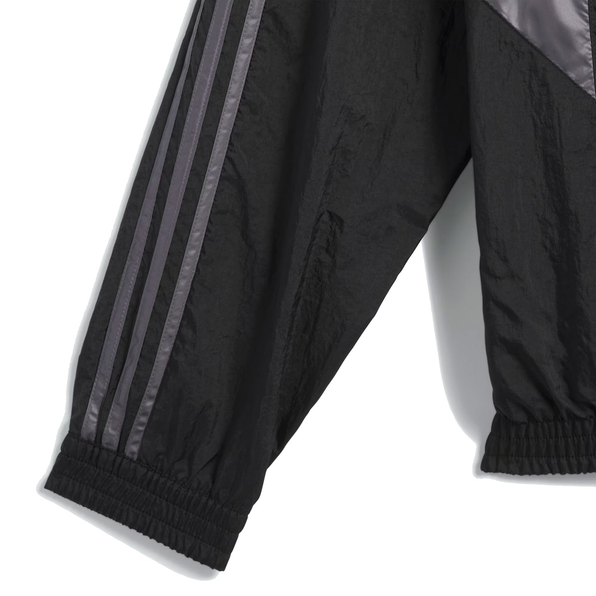 ADIDAS - CHAQUETA FA ALOXE - Black / Granite