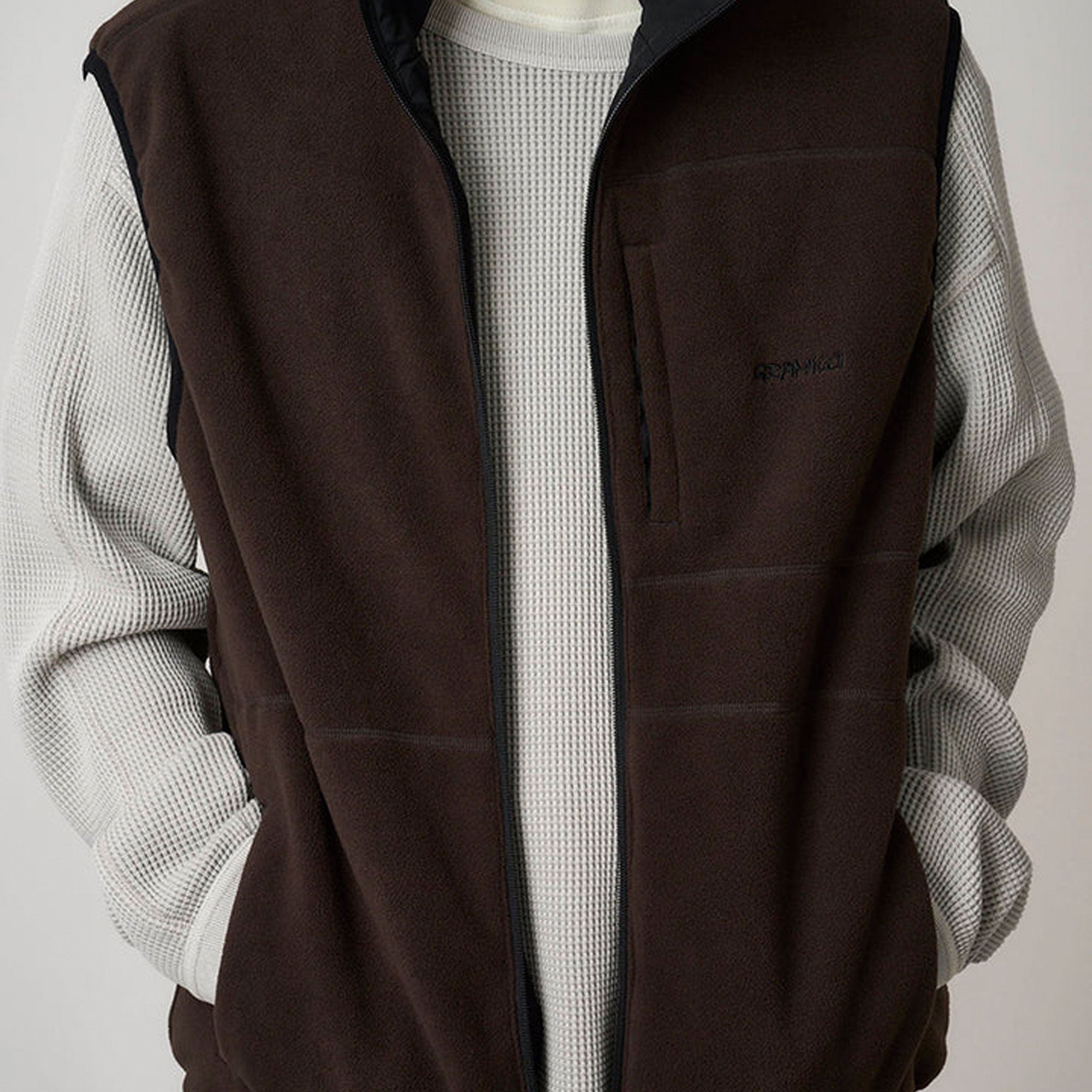 GRAMICCI - Thermal Fleece Reversible Vest - TOBACCO