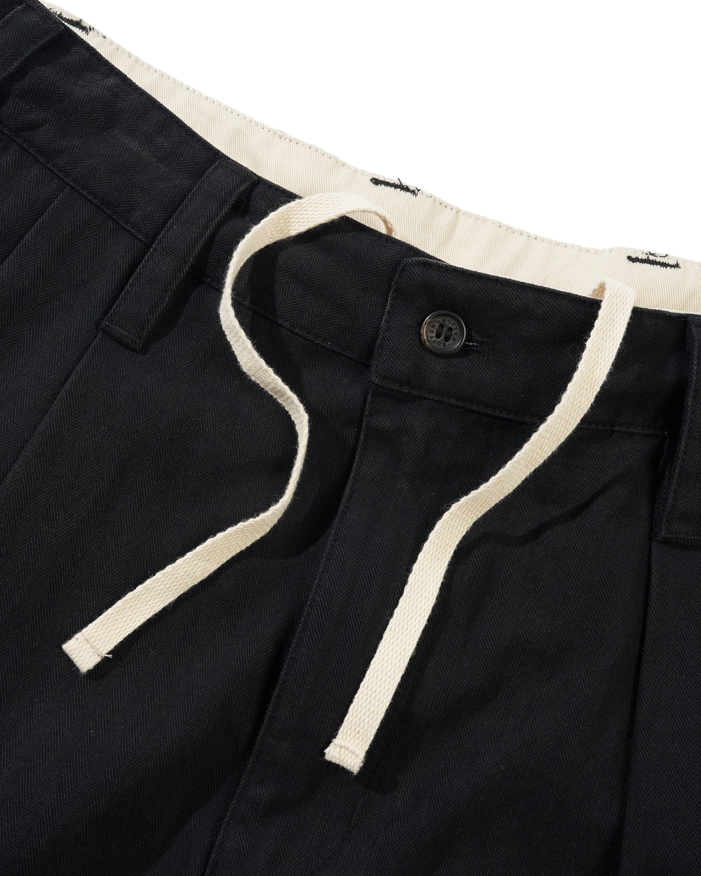 BUTTER - PLEATED SHORTS - WASHED/BLACK